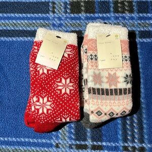 NWT 2-Pairs of A New Day Cozy Crew Socks - Sizes 4-10 - Red/White and Pink/White